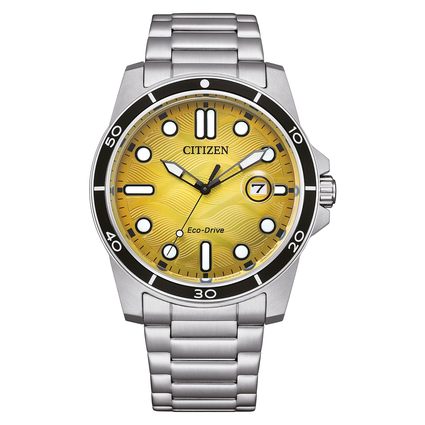 Citizen-kello, jossa on kultainen kellotaulu ja hopeinen ranneke, Eco-Drive-tekniikka.