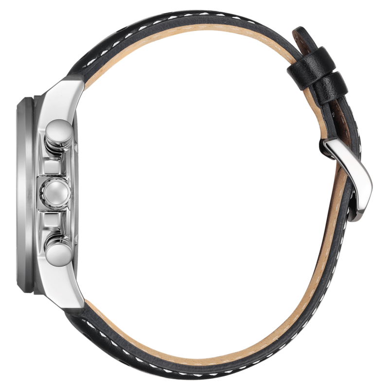 Hopeinen rannekello, jossa on musta nahkaranneke sivulta katsottuna.