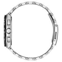 Hopeinen rannekello, jossa metalliranneke ja musta kellotaulu sivusta katsottuna.