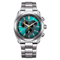 Lähikuva hopeisesta Citizen Eco-Drive Titanium -kellosta, jossa on turkoosi kellotaulu.