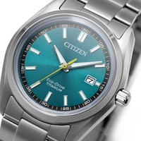 Lähikuva turkoosista Citizen Eco-Drive Titanium -kellotaulusta.