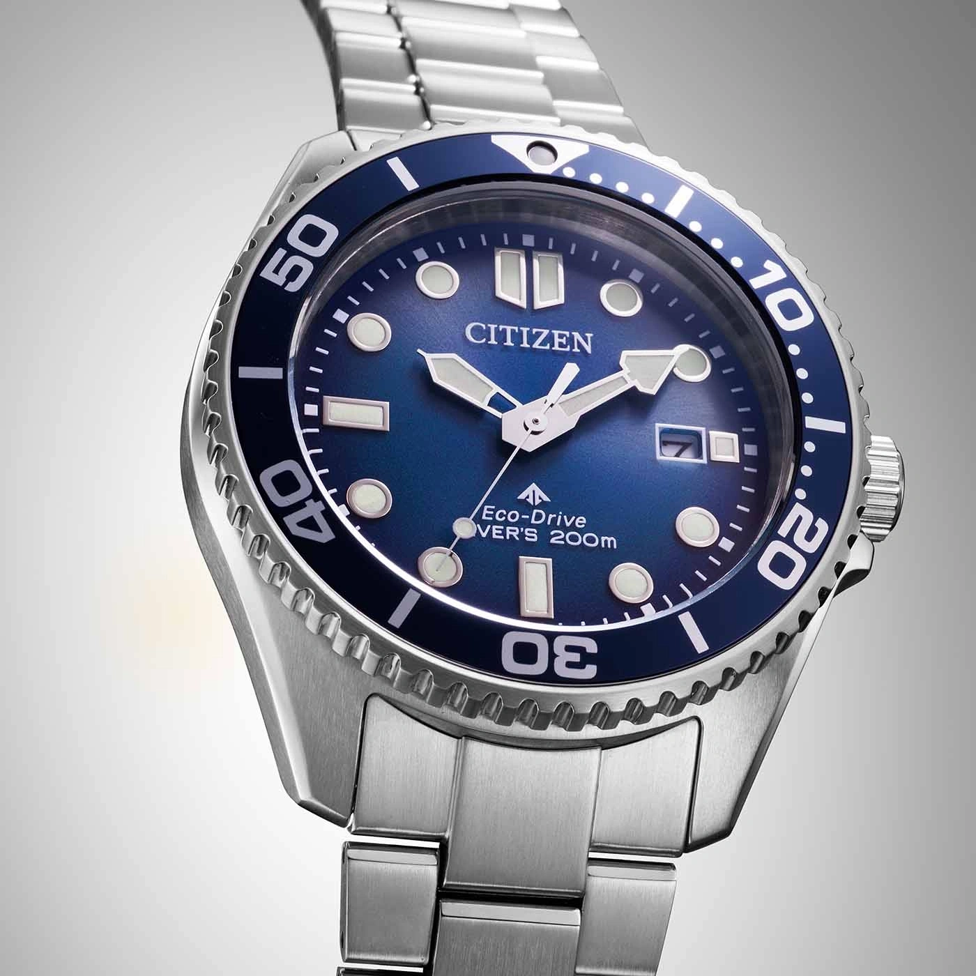 Citizen-kello sinisellä kellotaululla ja hopeisella rannekkeella, Eco-Drive, sukeltajankello
