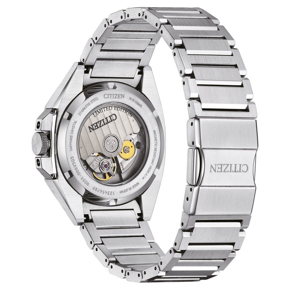 Citizen-kello, ruostumaton teräs, rajoitettu erä, safiirikristalli, valmistettu Japanissa.