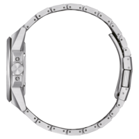 Hopeanvärisen rannekellon sivukuva metallirannekkeella, joka esittelee kellon yksityiskohtia.