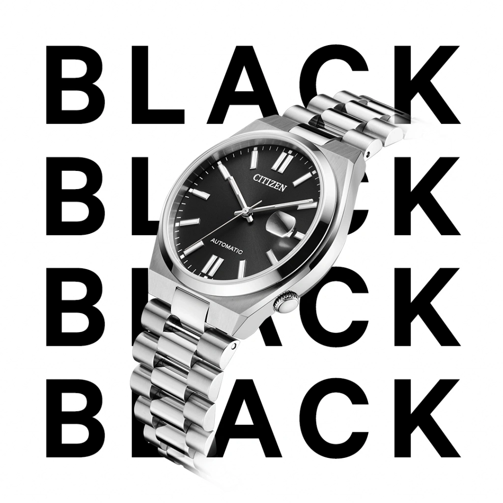 Citizen-kello, jossa musta kellotaulu ja hopeinen ranneke, ympäröi sana BLACK.